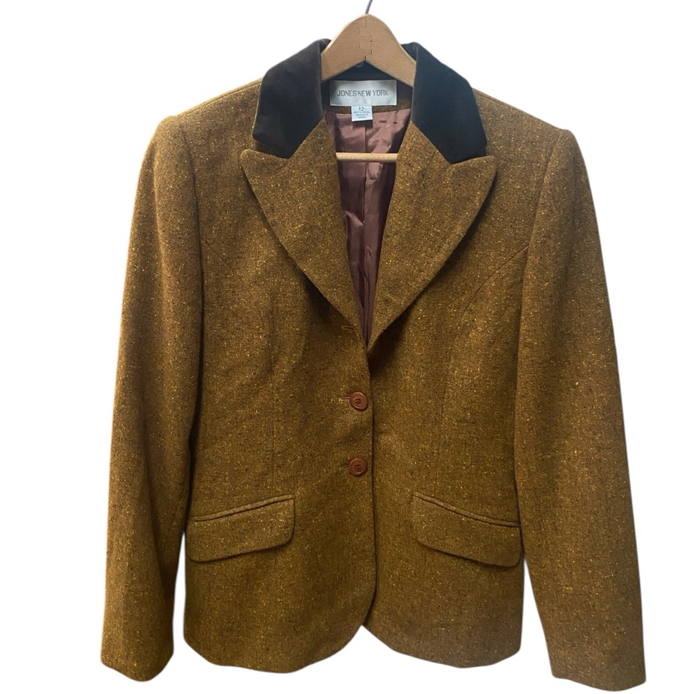 Jones New York Women's Gold WoolBl Tweet Blazer with Black Velvet Collar Vintage